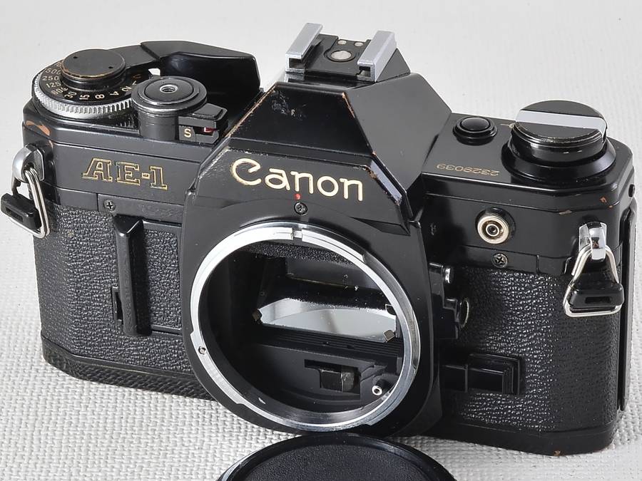 Canon AE-1