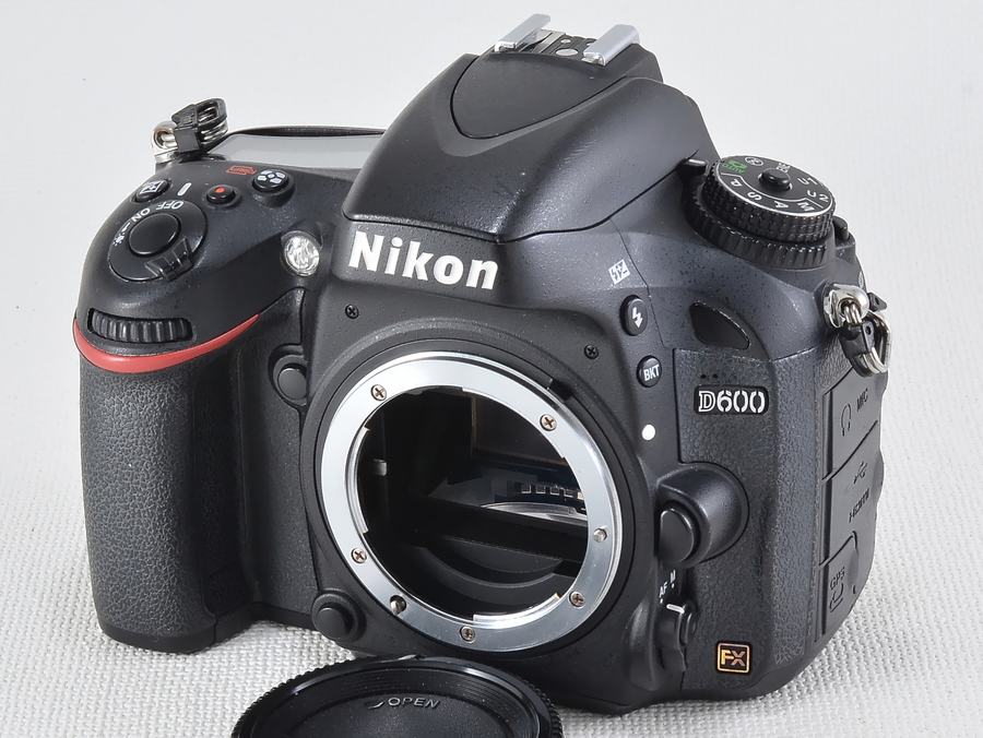 Nikon D600