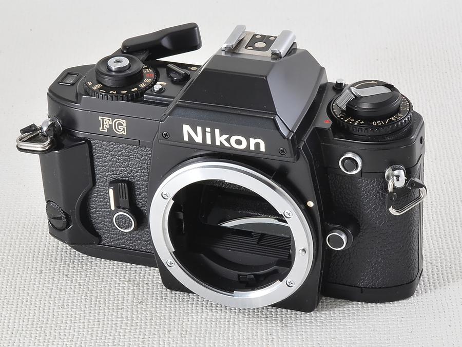 Nikon FG