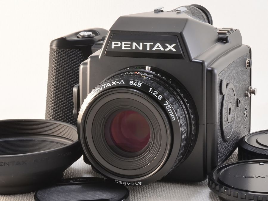 PENTAX 645