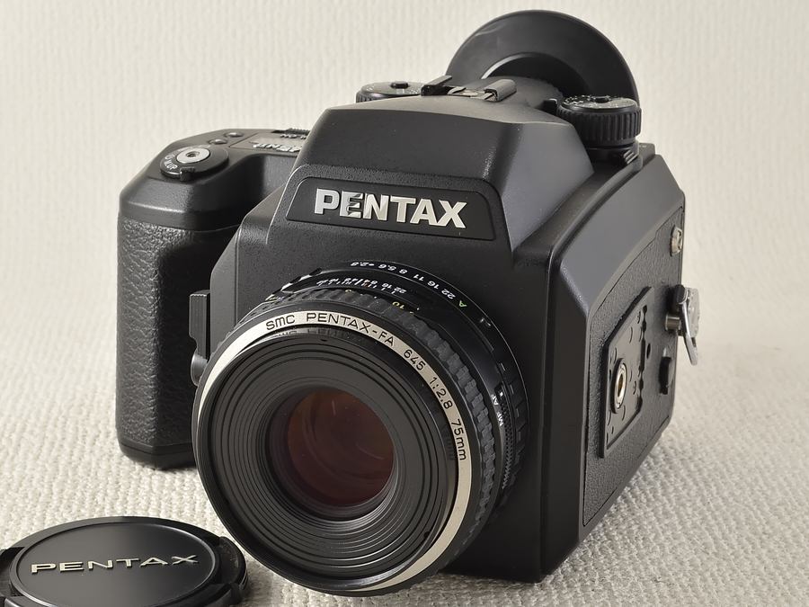 PENTAX 645NII