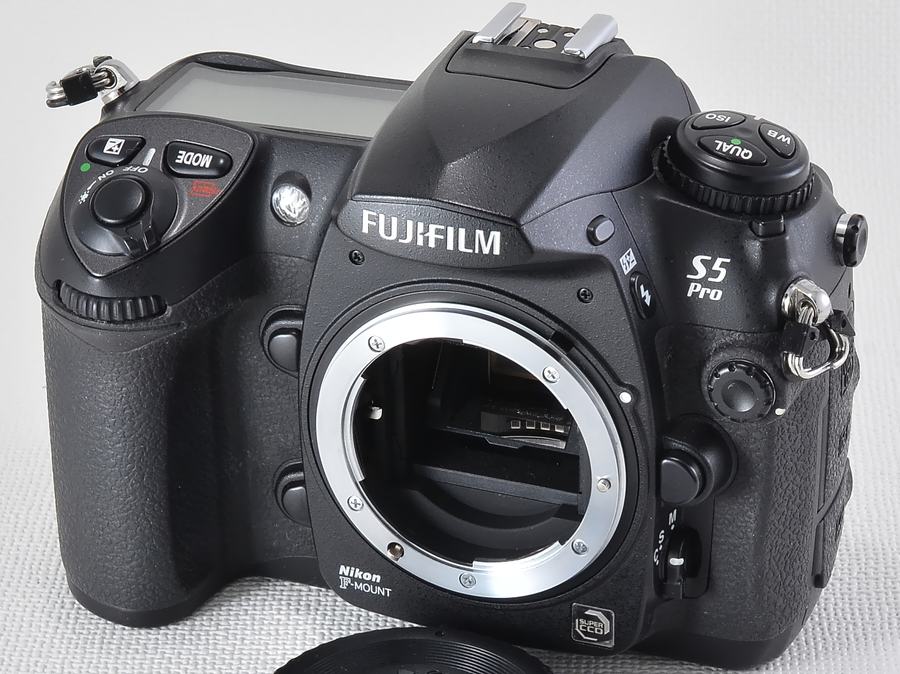 FUJIFILM Finepix S5 Pro