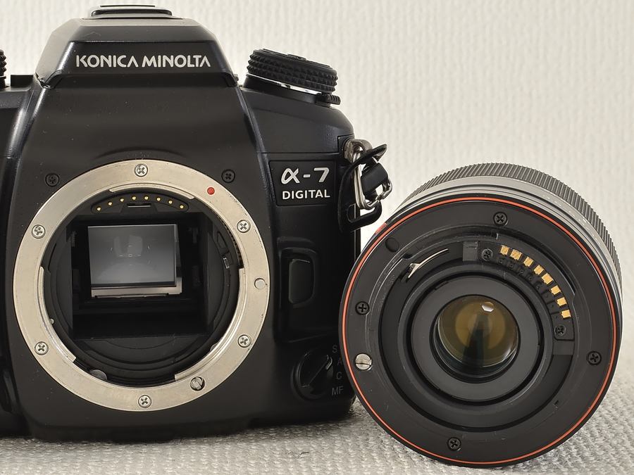 MINOLTA α-7 Digital